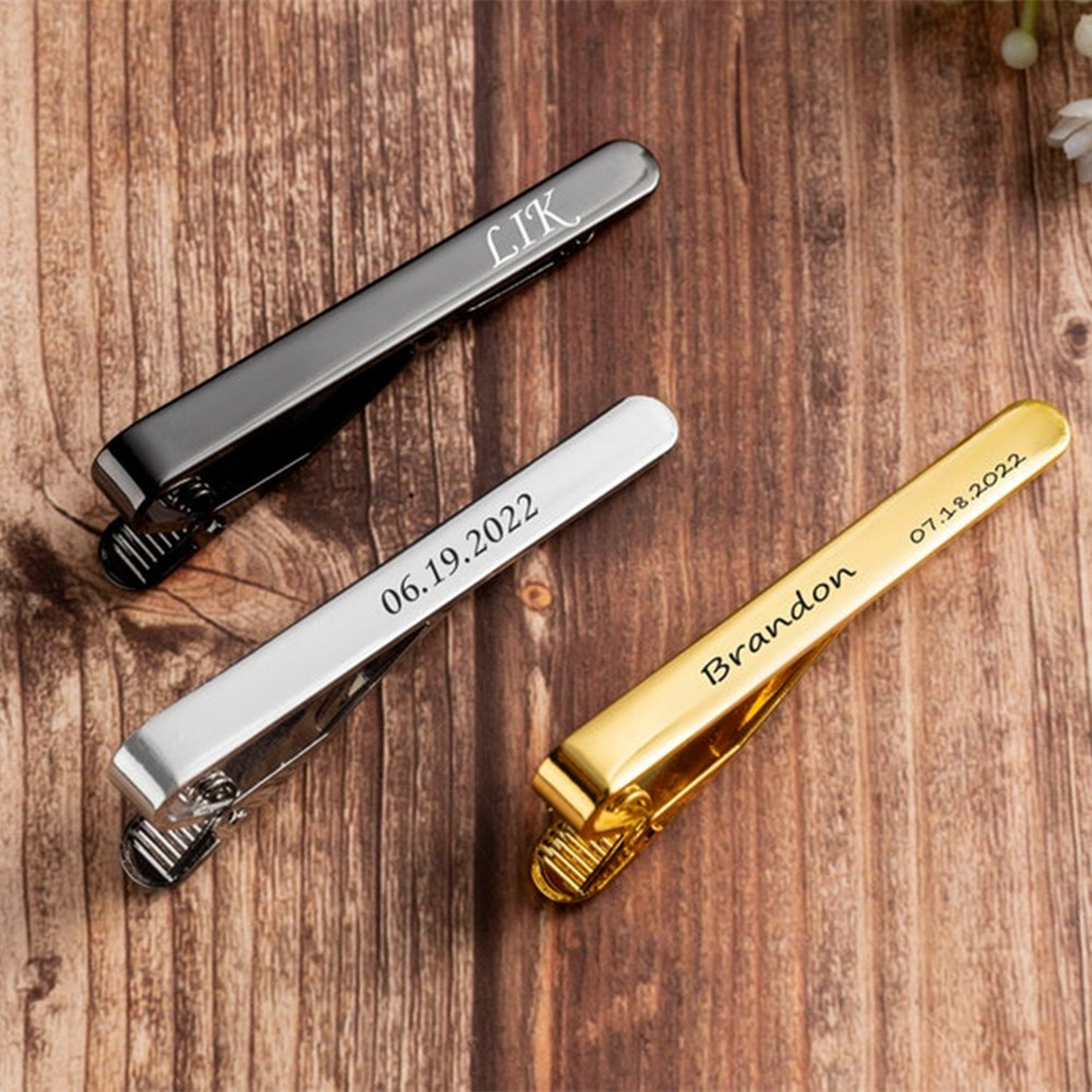 Men Accessories Logo - ส่วนบุคคลโลโก้ที่กําหนดเองชื่อเนคไท Pin ธุรกิจผู้ชายที่ดีที่สุดงานแต่งงานอย่างเป็นทางการชุดอุปกรณ์เสริมการปรับแต่งของขวัญ